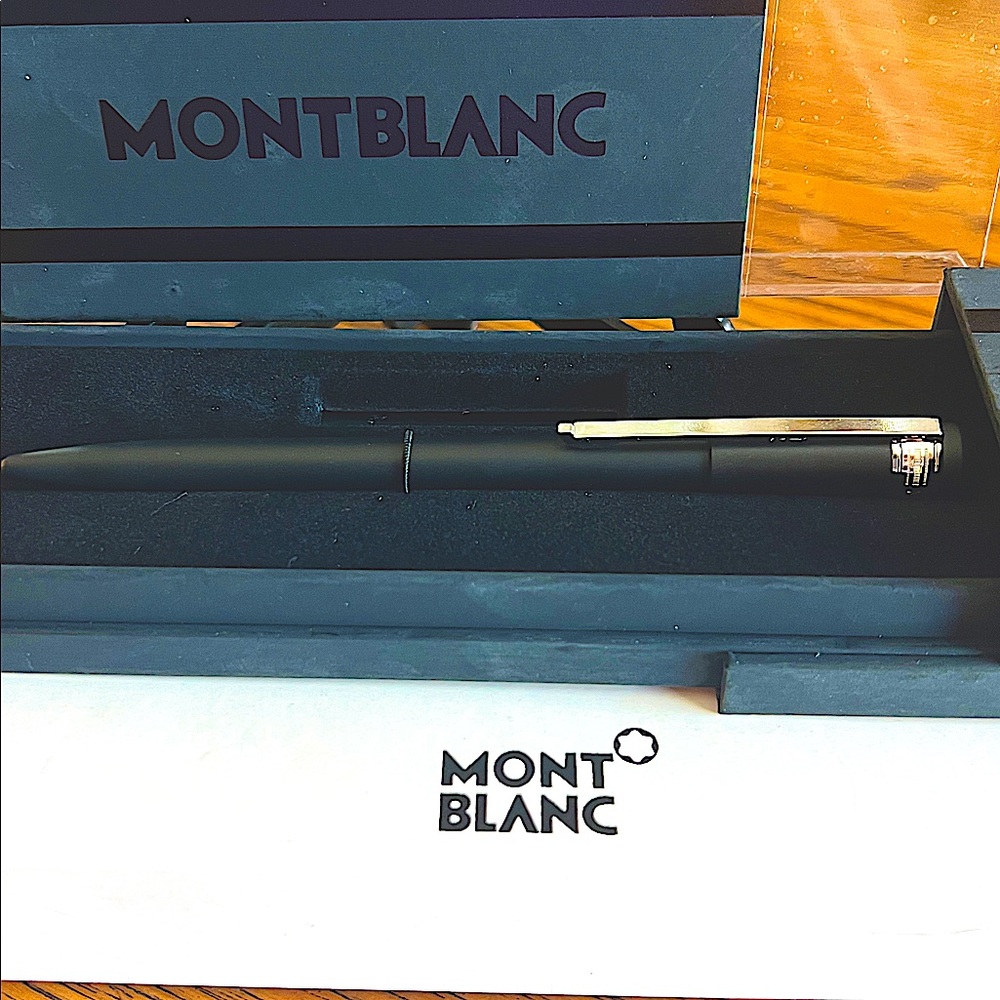 NWOTMontBlancHancraftedLuxuryWriting InstrumentFunctionalBallpoint2BoxesPristine